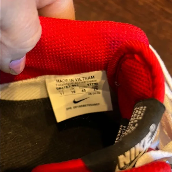 Like new Men’s Nike Air Force ones Black and Red Sneakers - Picture 3 of 4